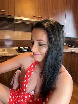 Hotmomcheckk  online show from 02.13.26