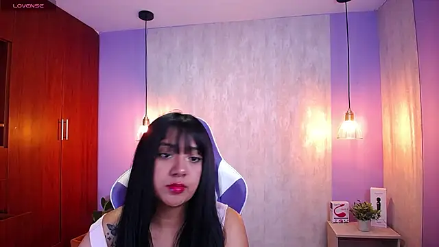 Snapshot of danny_goddess chatting on 03.01.25 danny goddess online show from 03.01.25