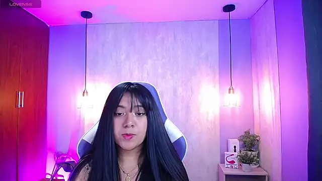 Snapshot of danny_goddess chatting on 03.20.25 danny goddess online show from 03.20.25