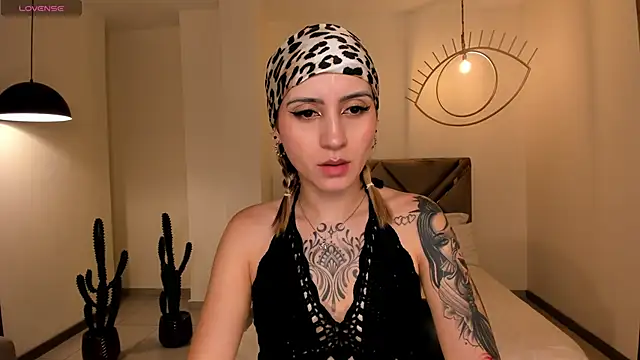 MollySundersX online show from 01.13.26