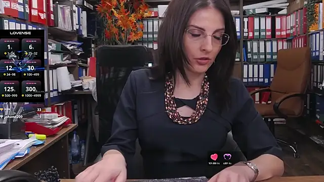 Snapshot of classyladyrellax chatting on 01.16.25 classyladyrellax online show from 01.16.25