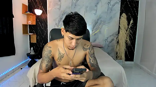 slim master12 online show from 04.21.26