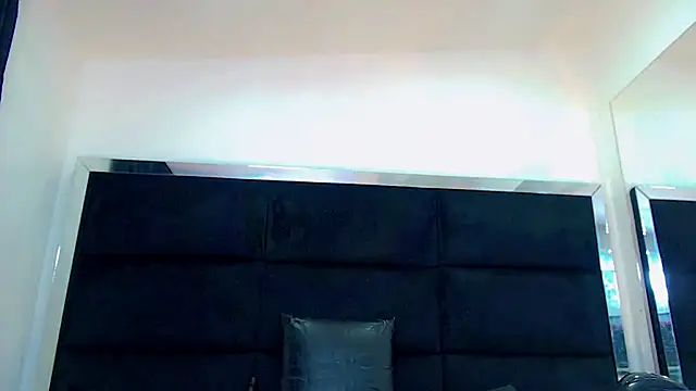 PriscilaRainbow online show from 04.23.26