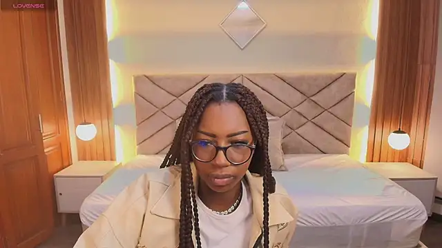 Raquel jones online show from 02.11.26