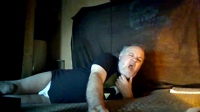 Nightshade7712 online show from 10.23.25