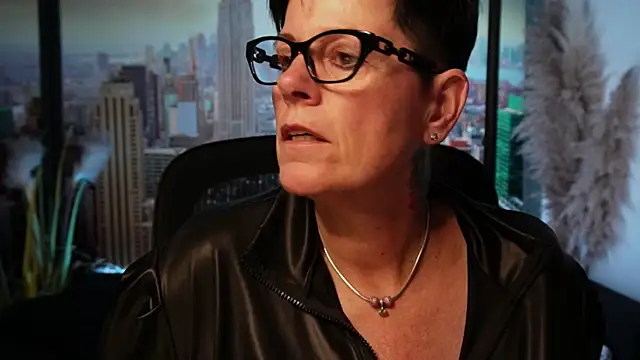 ninarandmann online show from 11.20.25