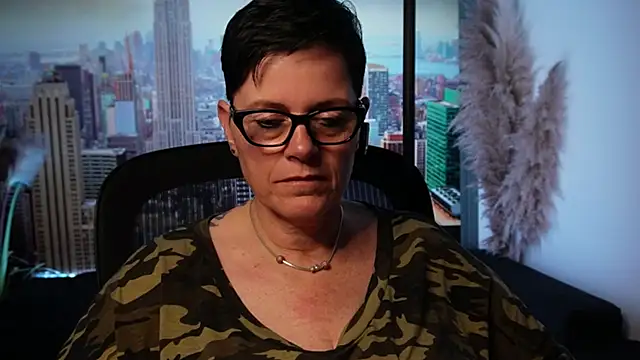 ninarandmann online show from 11.22.25