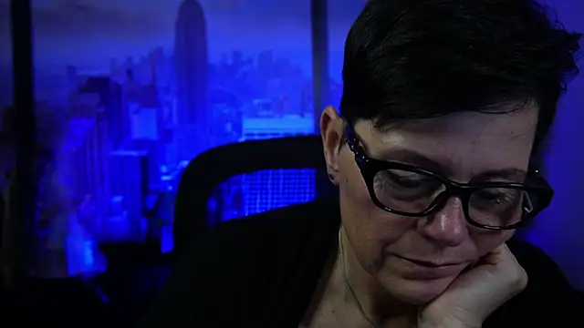 ninarandmann online show from 11.30.25