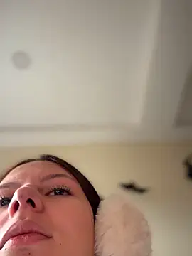 Bonniepark online show from 10.22.25