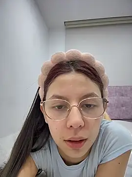 Bonniepark online show from 03.04.26