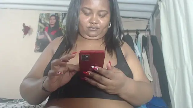 Snapshot of lorenxtaylor chatting on 02.14.26 lorenxtaylor online show from 02.14.26