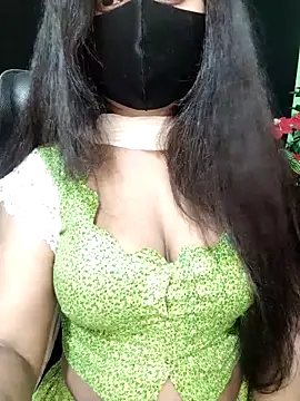 Idhika Paul online show from 10.28.25