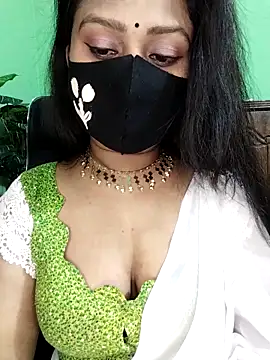 Snapshot of Idhika_Paul chatting on 01.13.26 Idhika Paul online show from 01.13.26