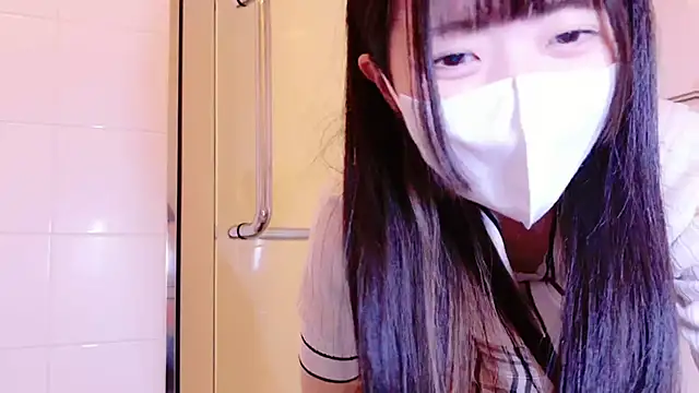 Snapshot of irohani_usagi chatting on 01.19.25 irohani usagi online show from 01.19.25