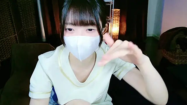 Snapshot of irohani_usagi chatting on 01.26.25 irohani usagi online show from 01.26.25