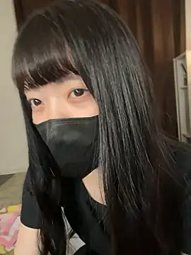 Snapshot of irohani_usagi chatting on 09.23.25 irohani usagi online show from 09.23.25