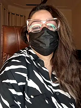 Snapshot of SEXY-Sardarni chatting on 01.12.26 SEXY-Sardarni online show from 01.12.26