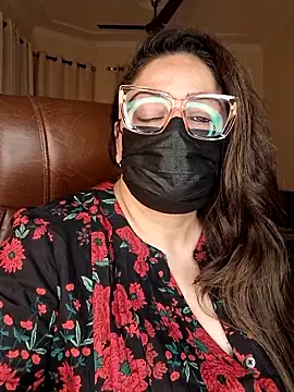 Snapshot of SEXY-Sardarni chatting on 02.19.26 SEXY-Sardarni online show from 02.19.26