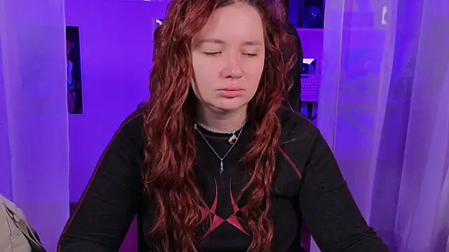 carolina elf online show from 10.22.25