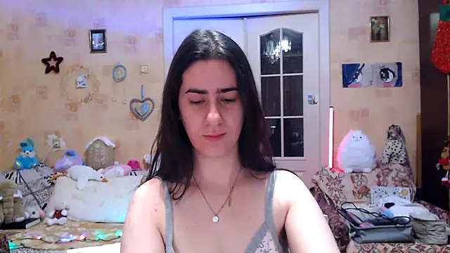 Snapshot of INELIKA chatting on 01.19.25 INELIKA online show from 01.19.25