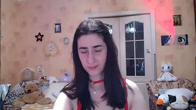 Snapshot of INELIKA chatting on 02.07.25 INELIKA online show from 02.07.25