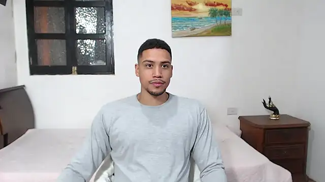 Snapshot of Jhors__Collens chatting on 11.24.25 Jhors Collens online show from 11.24.25