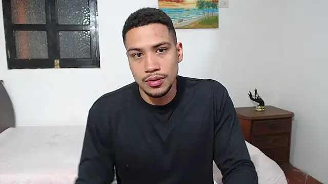 Snapshot of Jhors__Collens chatting on 12.04.25 Jhors Collens online show from 12.04.25