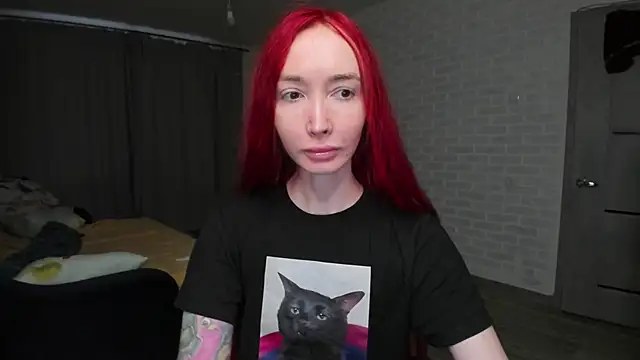 Roxy Silver online show from 02.14.26