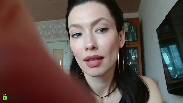 Snapshot of alicia_spicy chatting on 05.29.26 alicia spicy online show from 05.29.26