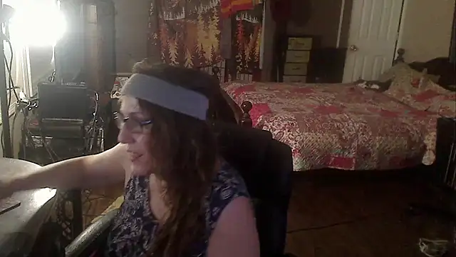 Ireallysquirt online show from 09.17.25