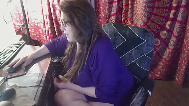 Snapshot of Ireallysquirt chatting on 01.15.26 Ireallysquirt online show from 01.15.26