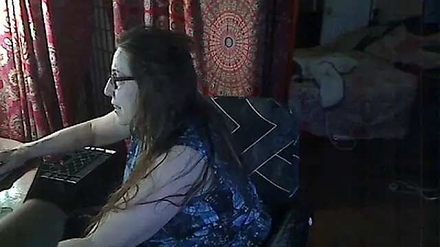 Snapshot of Ireallysquirt chatting on 02.10.26 Ireallysquirt online show from 02.10.26