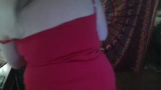 Snapshot of Ireallysquirt chatting on 02.15.26 Ireallysquirt online show from 02.15.26