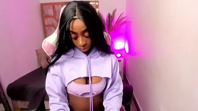 Snapshot of Anny_osorio chatting on 02.19.25 Anny osorio online show from 02.19.25