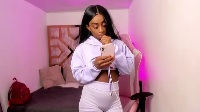 Snapshot of Anny_osorio chatting on 02.19.25 Anny osorio online show from 02.19.25