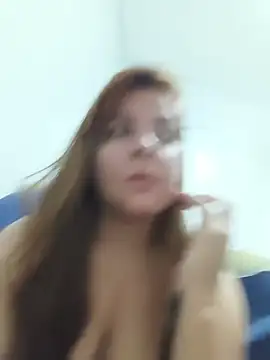 Snapshot of Bruninha_Hot10 chatting on 02.19.26 Bruninha Hot10 online show from 02.19.26