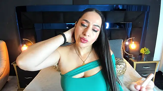 MayraVegas online show from 03.13.25