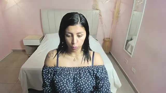 tiffani  love online show from 01.29.25