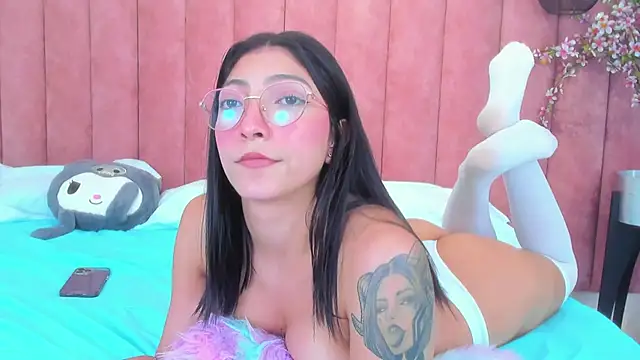 MarianaBranzz online show from 01.13.25