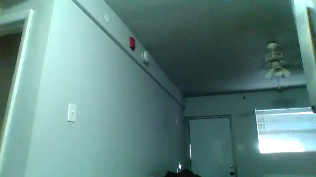 Snapshot of bigdick5157 chatting on 10.15.25 bigdick5157 online show from 10.15.25