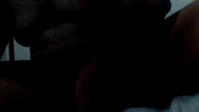 Snapshot of bigdick5157 chatting on 10.24.25 bigdick5157 online show from 10.24.25