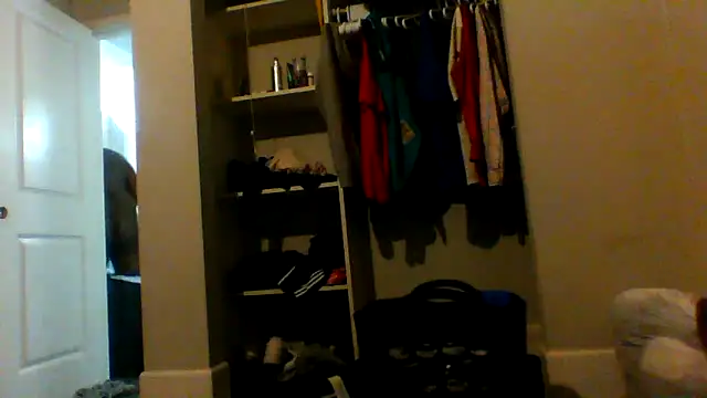 Snapshot of bigdick5157 chatting on 10.28.25 bigdick5157 online show from 10.28.25