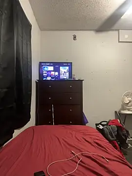 Snapshot of bigdick5157 chatting on 12.18.25 bigdick5157 online show from 12.18.25