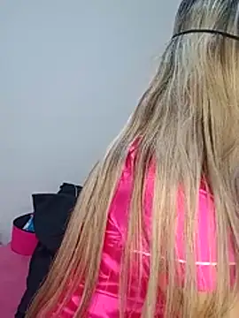 Snapshot of titiasexy chatting on 11.08.25 titiasexy online show from 11.08.25