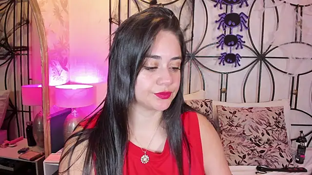 Snapshot of nahomi_sweett chatting on 10.22.25 nahomi sweett online show from 10.22.25