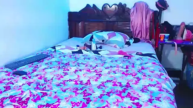 Snapshot of Candy-love87 chatting on 02.27.25 Candy-love87 online show from 02.27.25