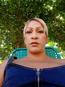 Snapshot of Candy-love87 chatting on 10.24.25 Candy-love87 online show from 10.24.25