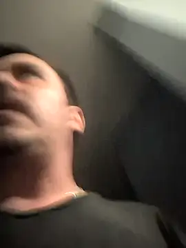 Snapshot of jonnyjenner chatting on 10.30.25 jonnyjenner online show from 10.30.25