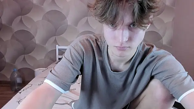 Ian Flor online show from 04.06.26