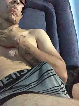 Snapshot of Edanvvv chatting on 09.27.25 Edanvvv online show from 09.27.25